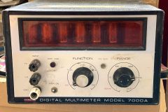 multimetro a nixie Fairchild 7000A